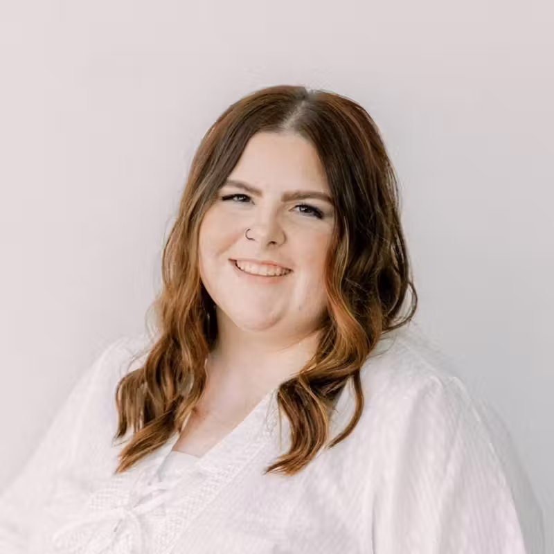 Michella-Algya-Headshots-_-Steph-Masat-3_2023-01-12-224944_qbsj