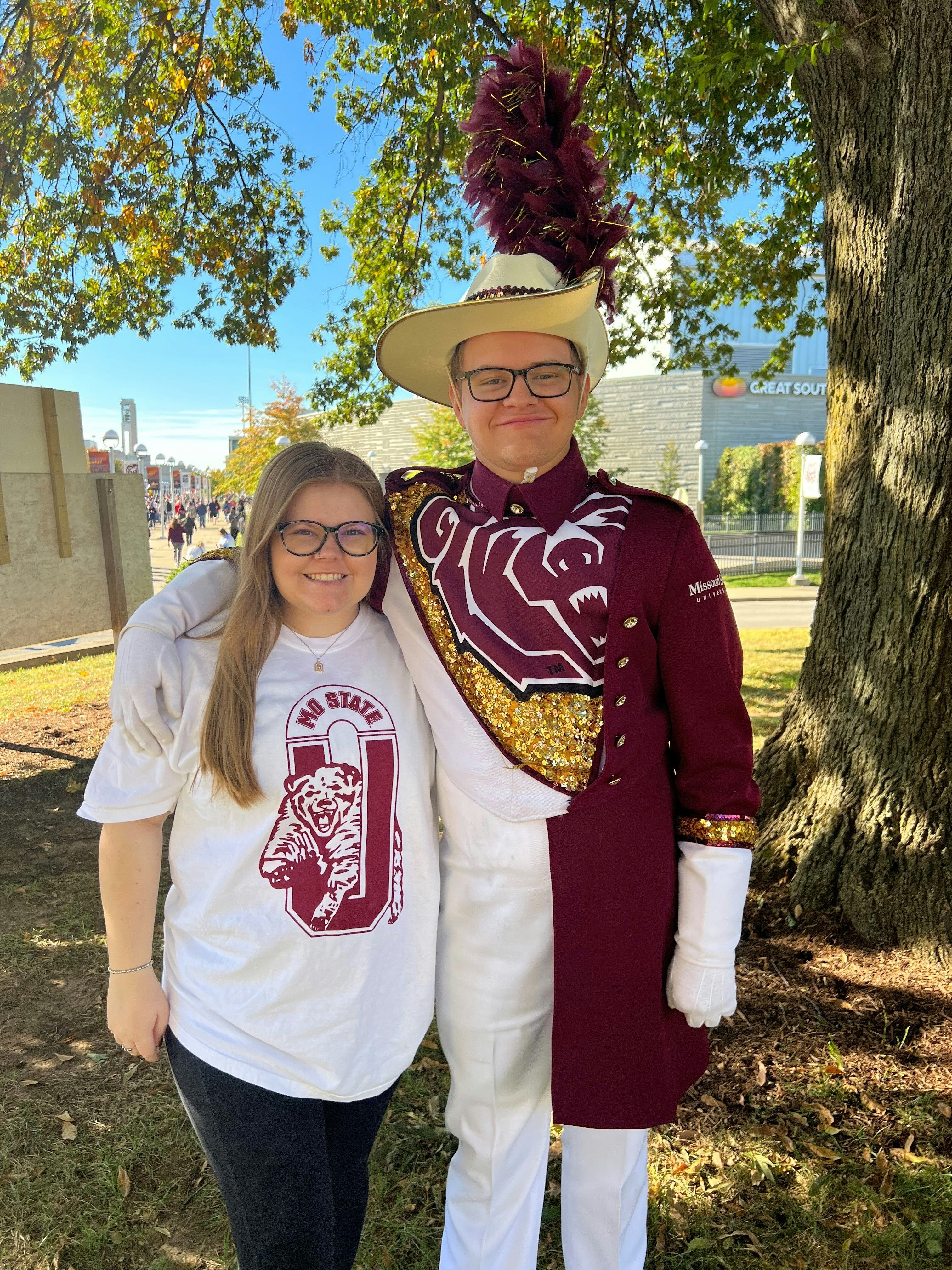 Heather's little brother Kyle plays alto saxophone in the Missouri State 
University Pride Band. She spends a lot of autumn Saturdays at football 
gamesĂ˘ÂĹwaiting for the band to perform.